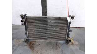 RADIADOR AGUA FORD FOCUS SEDÁN (1999-2004) 1.6 16V 100CV 1596CC - L. 8282392 / 98AB8005DE 2
